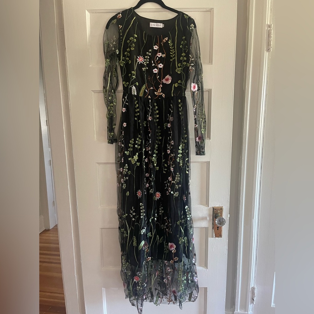 Chic wish black dress with floral embroidery